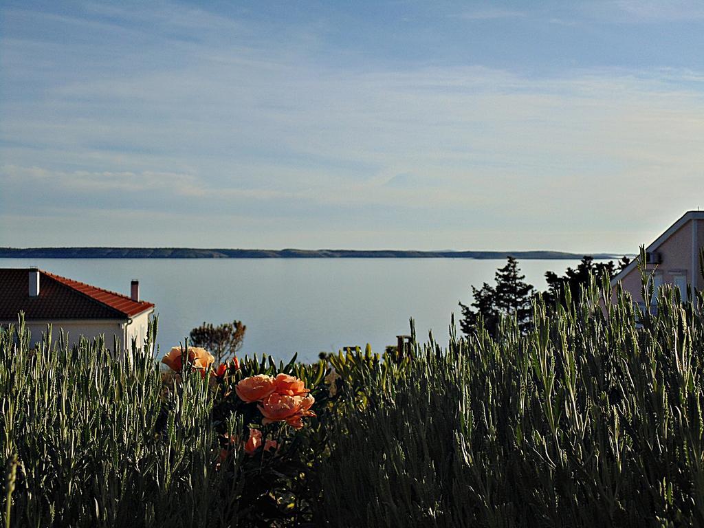 House Natali 70M From The Beach - Free Ev Top Up Ртина Экстерьер фото
