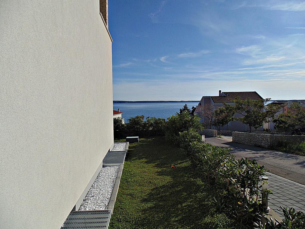 House Natali 70M From The Beach - Free Ev Top Up Ртина Экстерьер фото