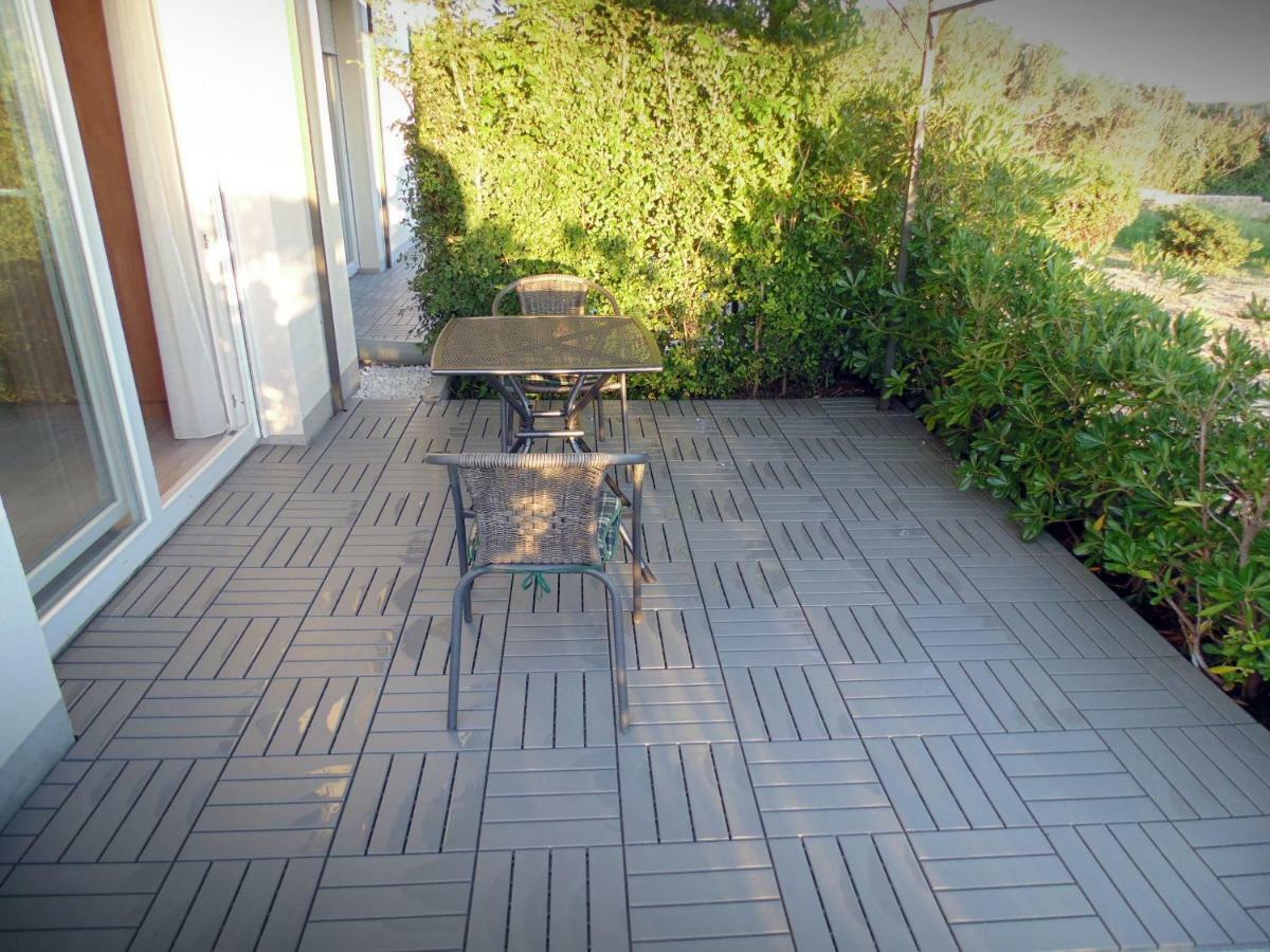 House Natali 70M From The Beach - Free Ev Top Up Ртина Экстерьер фото