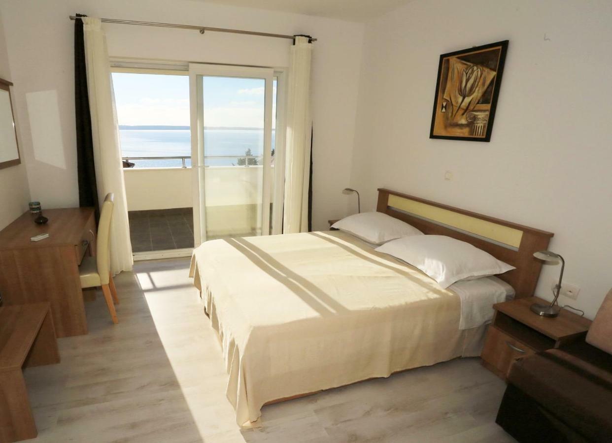 House Natali 70M From The Beach - Free Ev Top Up Ртина Экстерьер фото